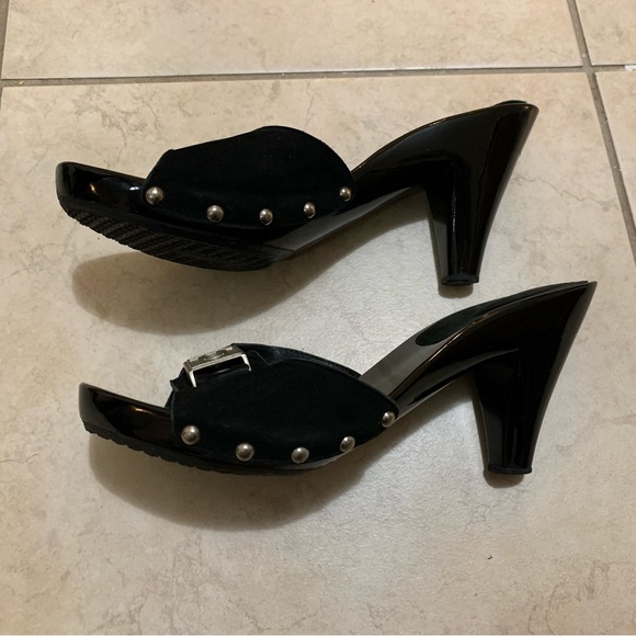 Final Price - ❤️Authentic Chanel Sandals❤️(Only available until Nov 15) - Picture 3 of 10